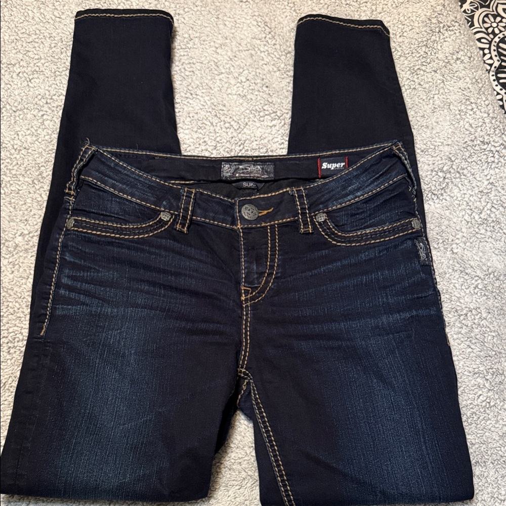 Silver Jeans Women's Skinny Dark Blue Jeans with Contrast Stitching